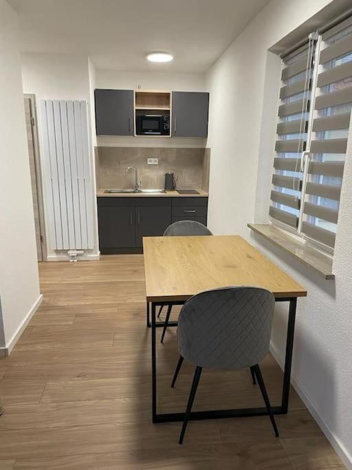 Apartment Komplette Studiowohnung